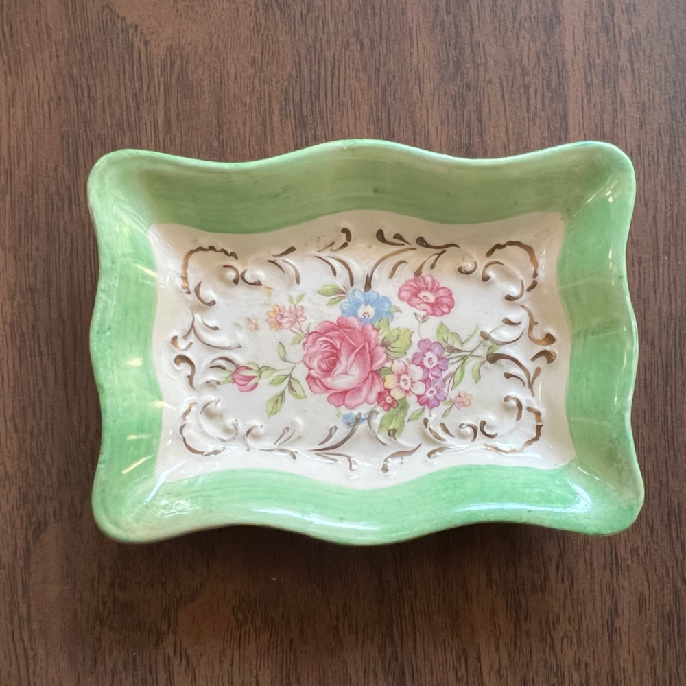 Vintage Floral Trinket Dish or Soap Dish
